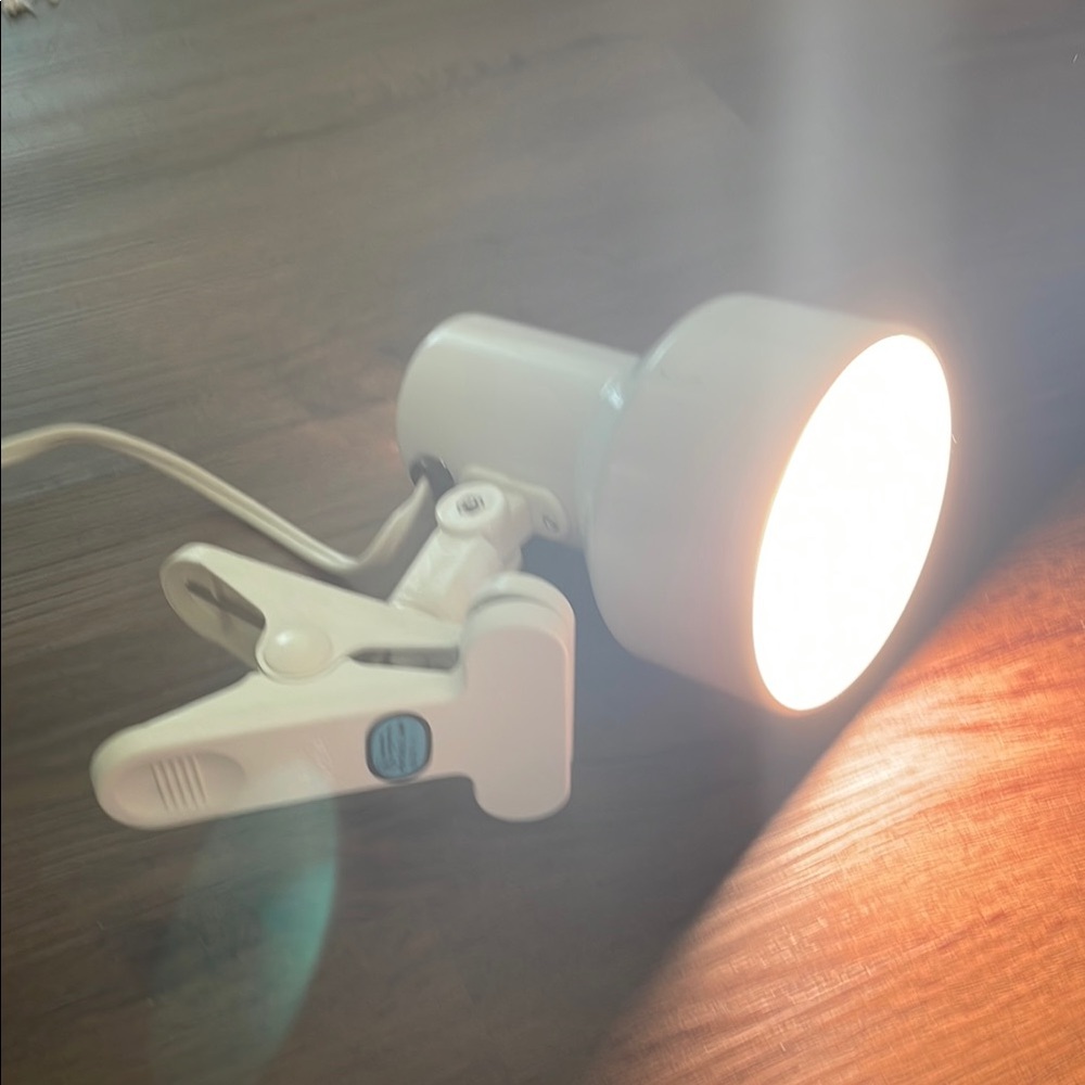Reveal  Portátil Electric Ceramic Lamp Size 6” length & 10” Circle